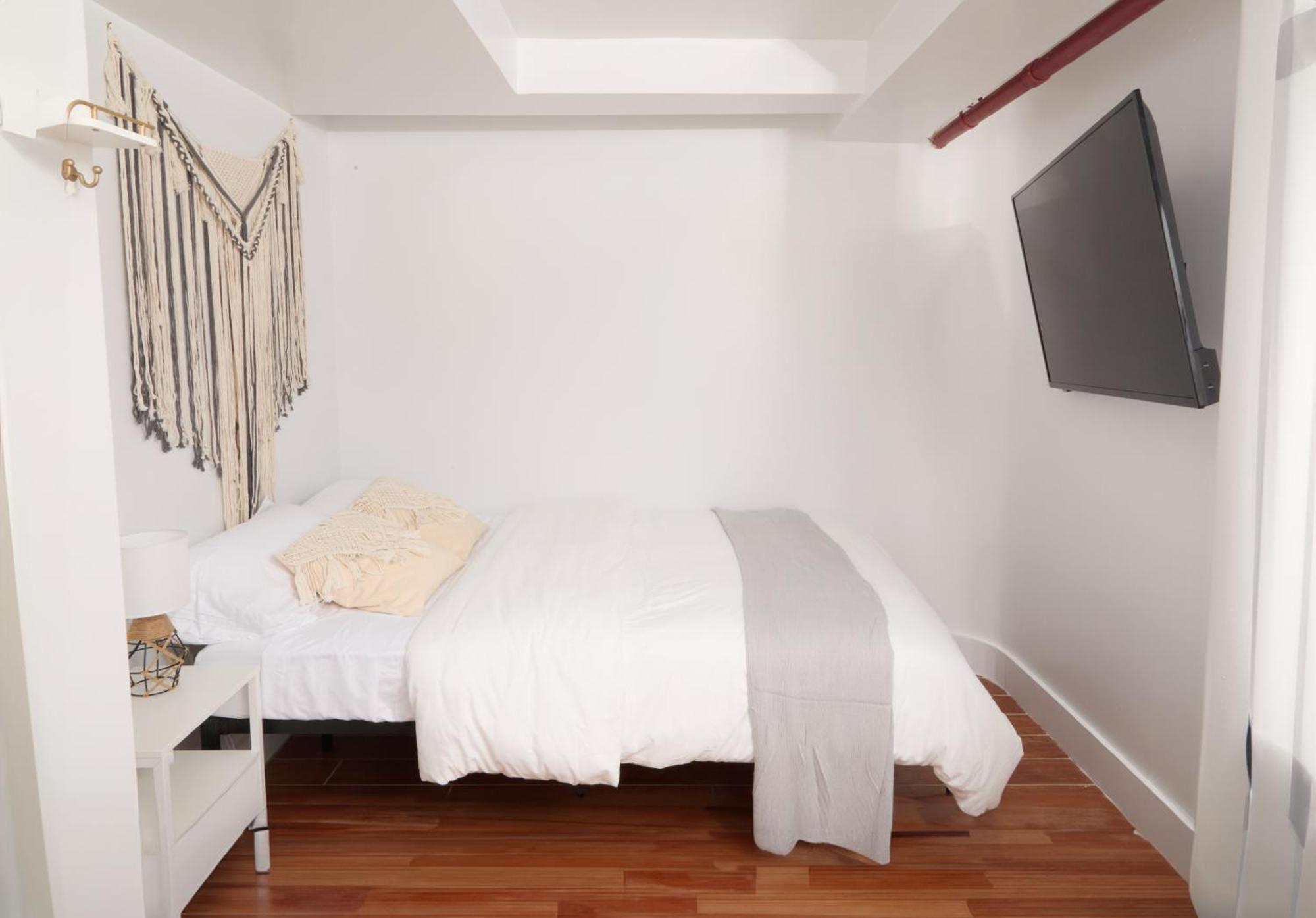 Comfy Guest House In Hell'S Kitchen New York Ngoại thất bức ảnh